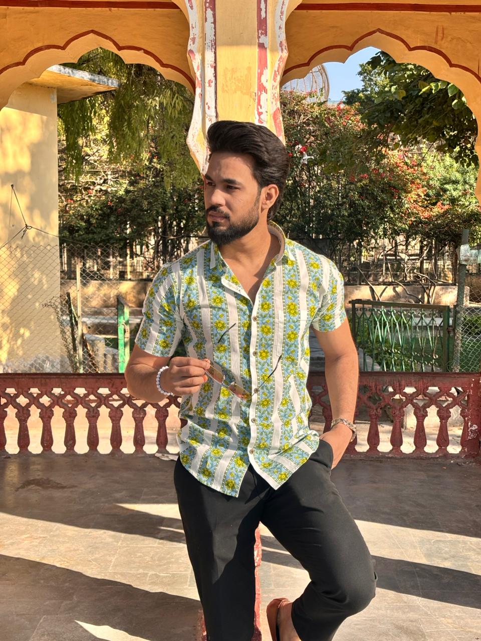 Men’s Printed Short Sleeve Casual Shirt