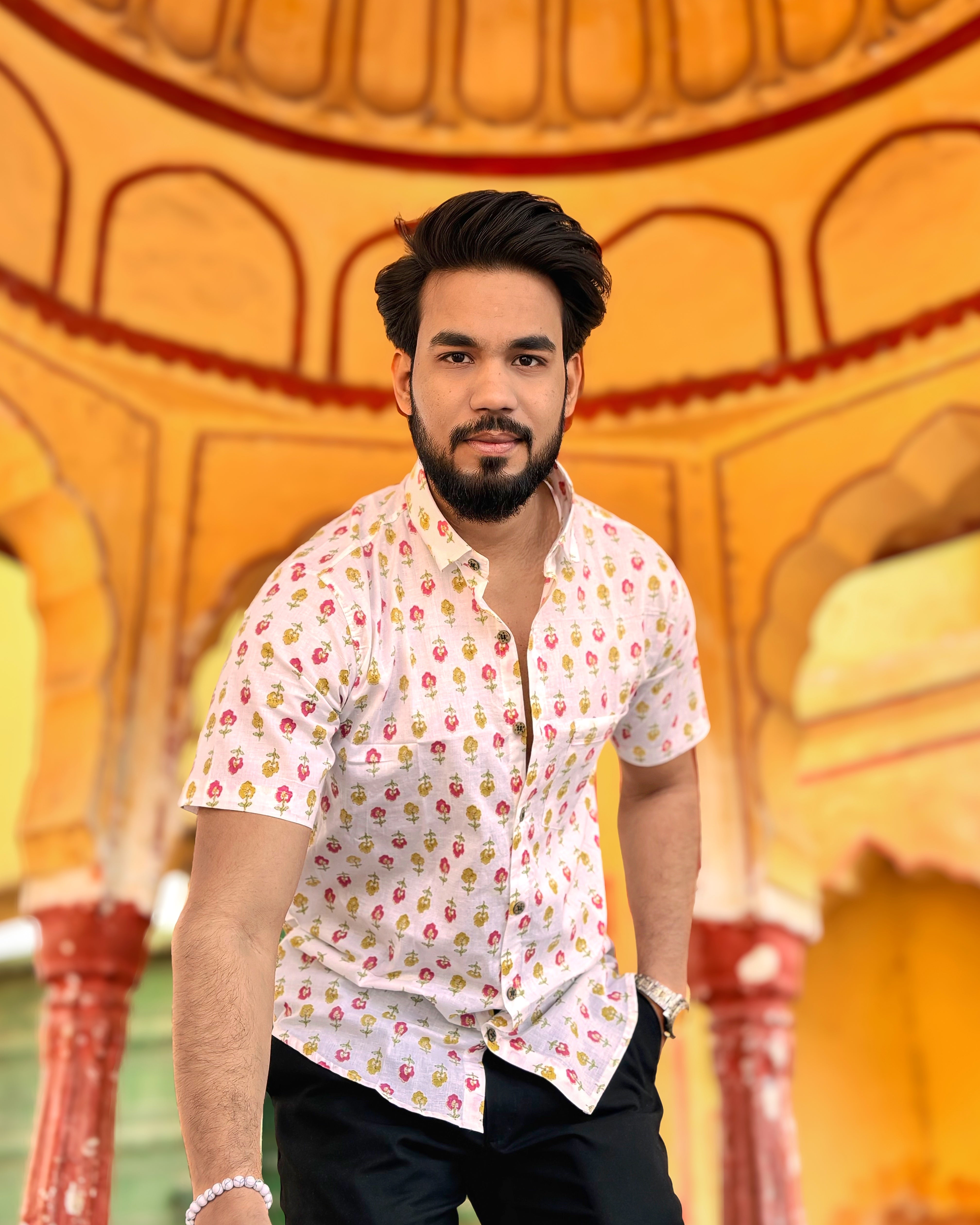 Men’s Floral Printed Short-Sleeve Cotton Shirt