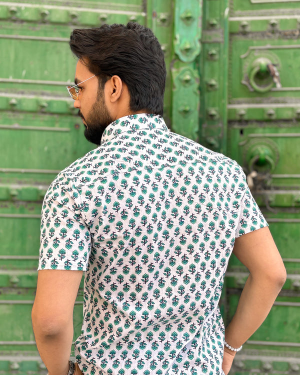 Men’s Stylish Printed Short-Sleeve Shirt