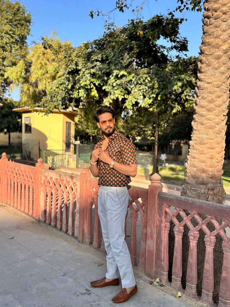 Men’s Black & Brown Printed Casual Shirt