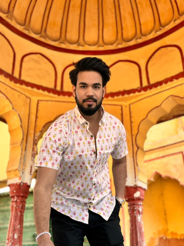 Men’s Floral Printed Short-Sleeve Cotton Shirt